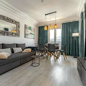  Apartment Beautiful 2 Bedroom Vista Del Mar